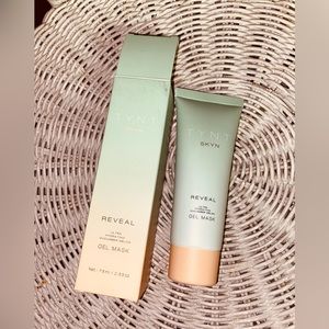 Tynt Skyn Reveal Spa Water Gel Mask.